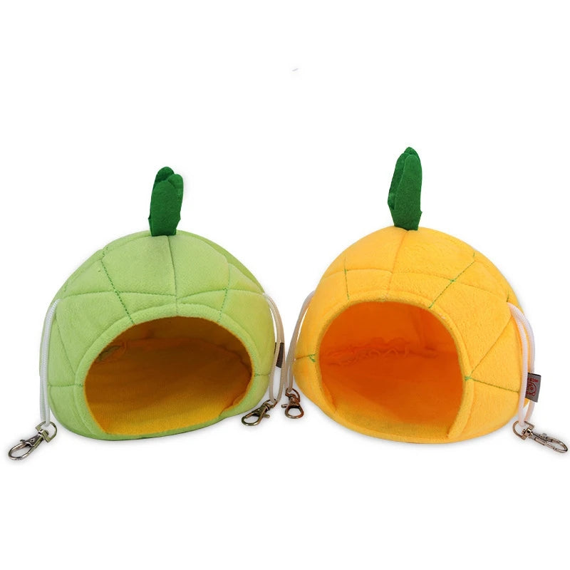 Reconfortante cama pequeña para dormir con forma de piña (Tamaño:15*14.5*18cm) - El rincón de Dolly y Chilo